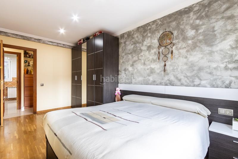 Foto 94b122fb-63c5-4408-9aea-99106f3b9da9. Pis amb calefacció aparcament a Ca n'Aurell Terrassa