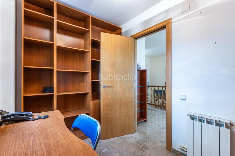 Foto 20e9f0d5-a6e4-48c8-973b-e81e51c8d643. Àtic amb calefacció aparcament a Barri del Centre Terrassa