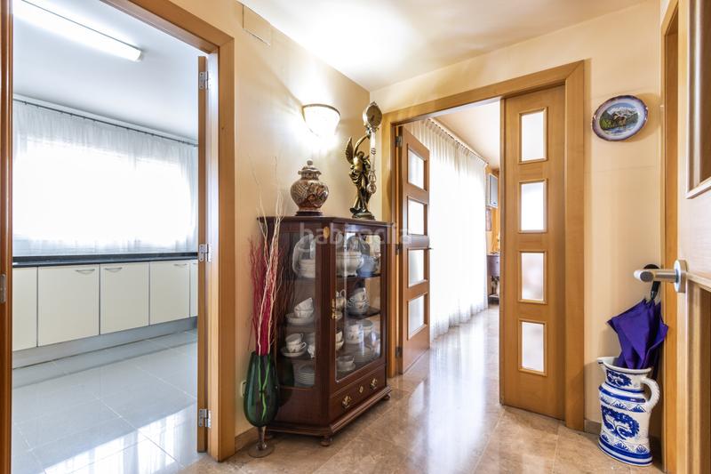 Foto 25b099ee-1a9a-4750-90de-bdd55d1c691a. Àtic amb calefacció aparcament a Barri del Centre Terrassa