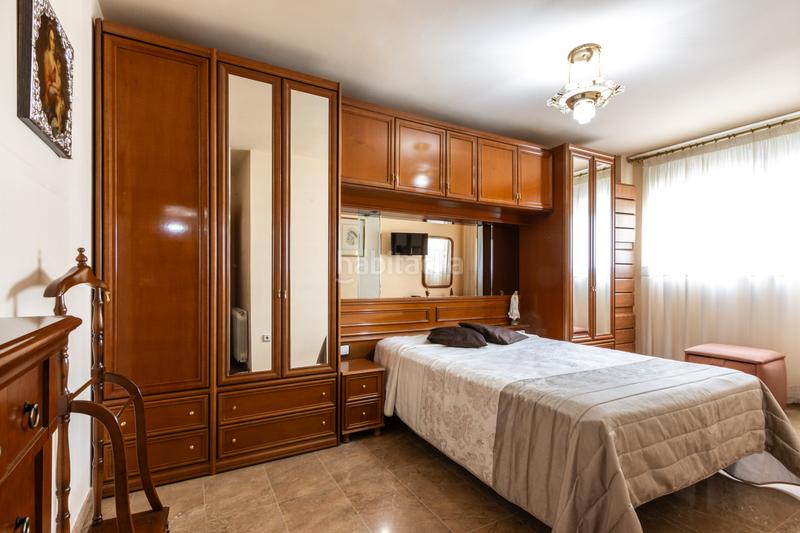 Foto 3416dc51-842f-4e5b-95f1-2ff576bf58d6. Àtic amb calefacció aparcament a Barri del Centre Terrassa