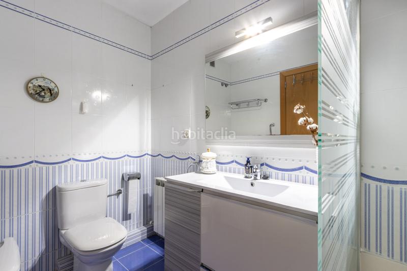 Foto 3638cdae-bfa9-4a4b-892c-cad53d1c6a2a. Àtic amb calefacció aparcament a Barri del Centre Terrassa