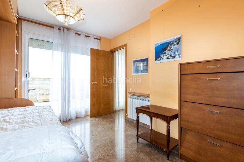 Foto 4b1b6aab-7f14-4d0d-b0b1-3bc658326061. Àtic amb calefacció aparcament a Barri del Centre Terrassa