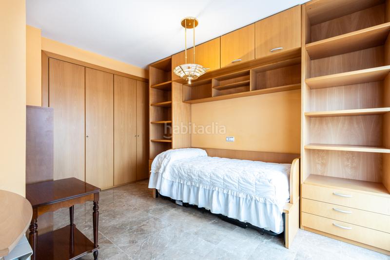 Foto 575b50c2-3ac3-46d7-ac2b-fd6fc6082fe6. Àtic amb calefacció aparcament a Barri del Centre Terrassa