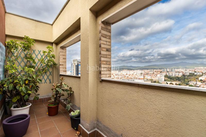 Foto 97714fb7-095a-4b49-8c3b-02d821b244fe. Àtic amb calefacció aparcament a Barri del Centre Terrassa