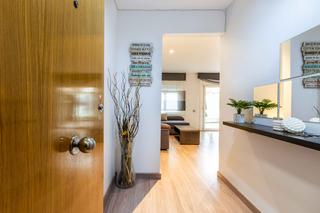 Pis  Terrassa - cl ter, del 18. Tu oasis privado! piso reformado con gran patio de 37 m