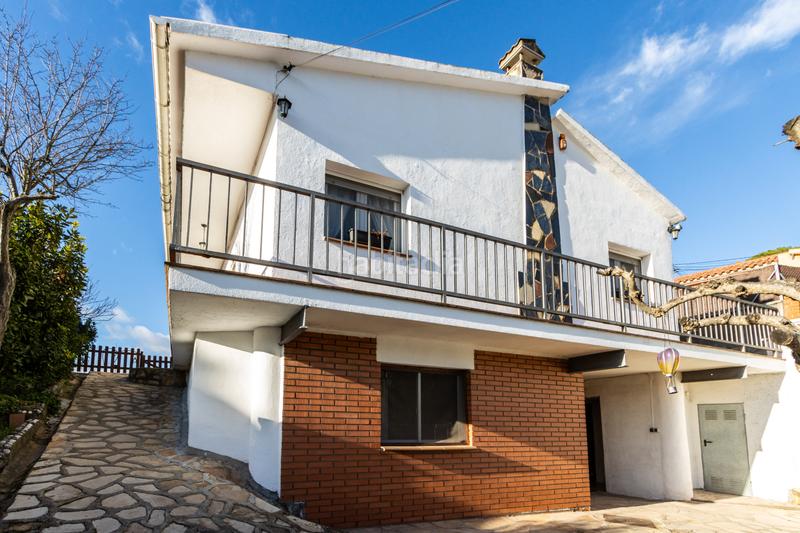 Foto 2b2ad827-adfc-4918-b697-123c230d9f35. Casa amb calefacció aparcament a Vacarisses