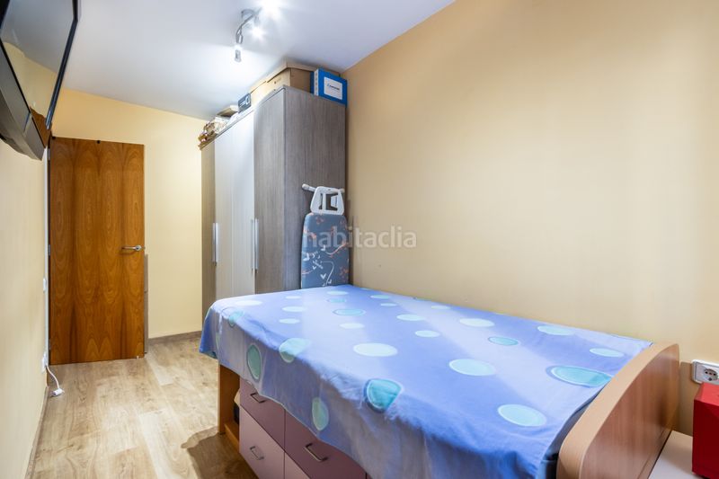 Foto fbdae5a6-3e26-47f9-bcd3-331a1097d20d. Pis amb calefacció a Ca n'Aurell Terrassa