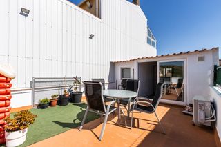 Pis a Poble Nou. Dúplex reformado con terraza de 40 m en poblenou de terrassa luz