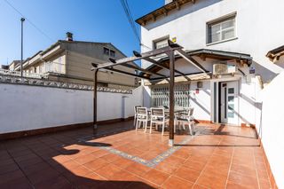Casa a Viladecavalls. Casa a viladecavalls para vivir conectada pero con calma
