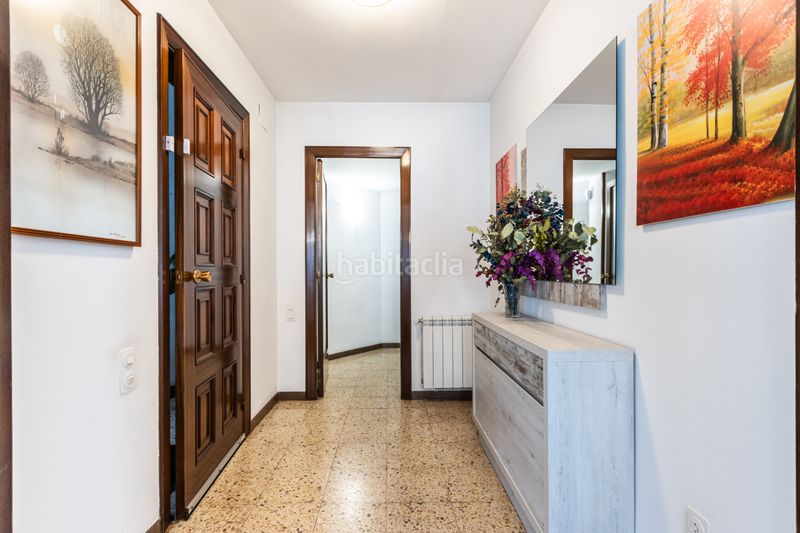 Foto 44d3231b-db9d-4324-a357-082b6893e880. Casa adossada amb calefacció aparcament a La Maurina Terrassa