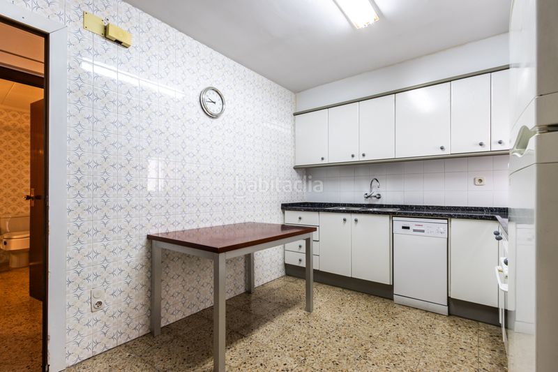 Foto 5fc0ede8-5eb1-4275-9b56-9c6628334148. Casa adossada amb calefacció aparcament a La Maurina Terrassa