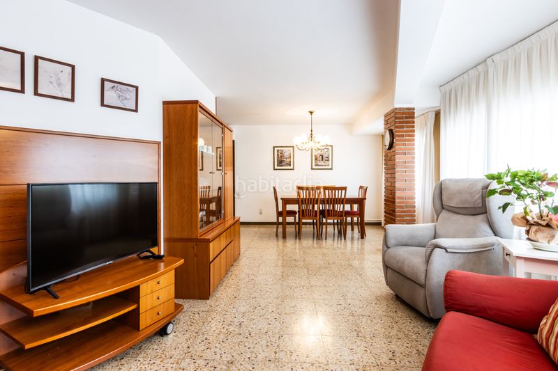 Foto dd584853-20a0-44d4-b6b9-e04d645cfd26. Casa adossada amb calefacció aparcament a La Maurina Terrassa