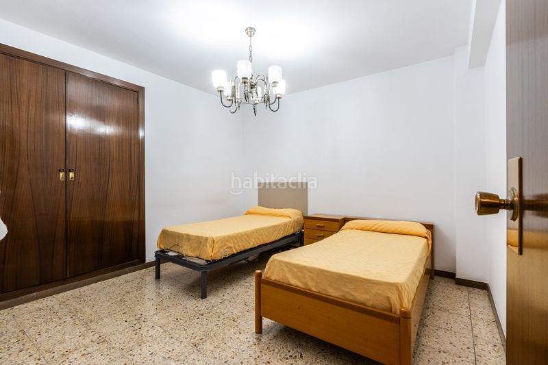 Foto e48af91b-fc3c-46b3-b3e2-a7b7b58369db. Casa adossada amb calefacció aparcament a La Maurina Terrassa