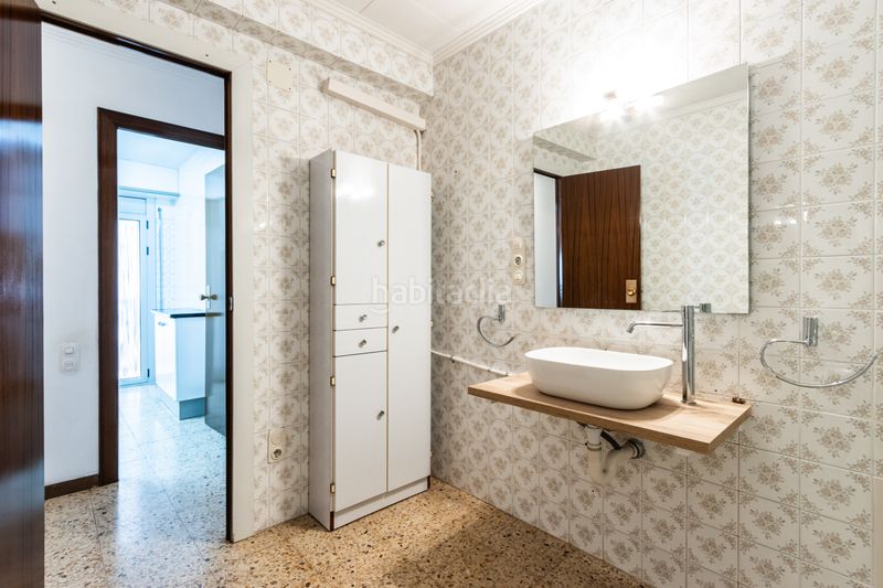 Foto f63c6e9d-6585-45ba-8f96-fd5a2c8a55bc. Casa adossada amb calefacció aparcament a La Maurina Terrassa