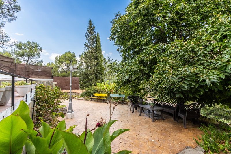 Foto bedb172f-9e8e-4e47-99fc-1129309b0617. Casa amb calefacció aparcament piscina a Vacarisses