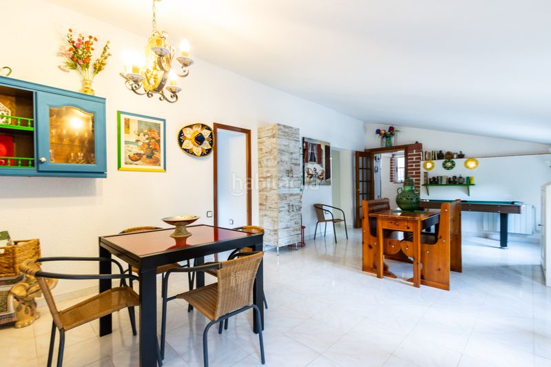 Foto f56a42ab-e572-48d6-b8c2-a04f647b7182. Casa amb calefacció aparcament piscina a Vacarisses
