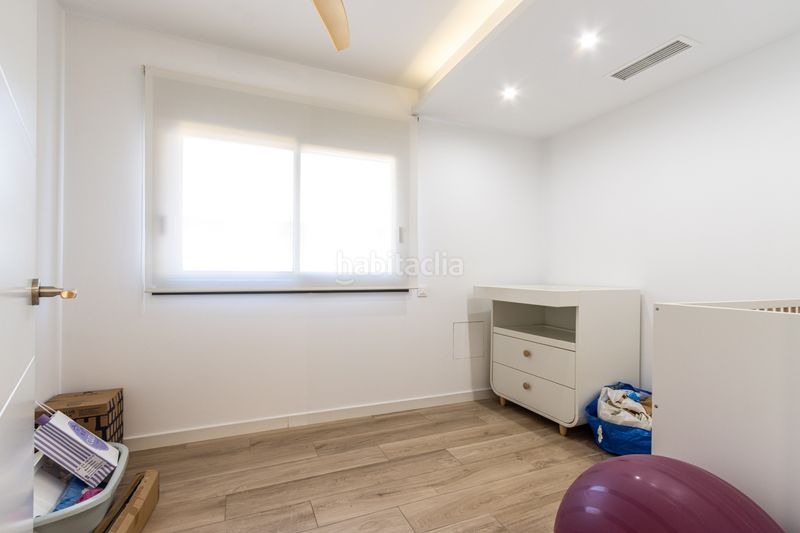 Foto 40a9414b-718d-4c2c-8097-2c34dcdd3133. Casa amb calefacció aparcament a Cementiri Vell Terrassa