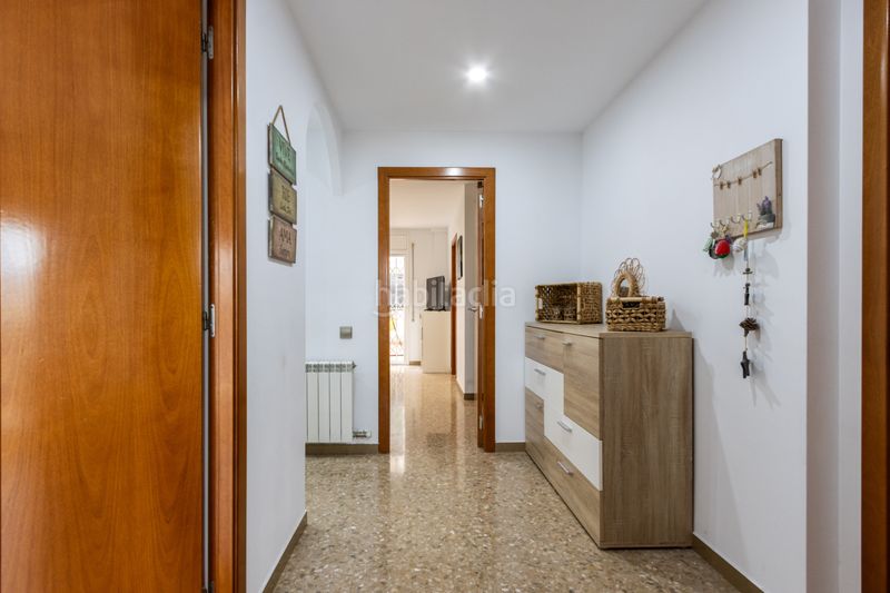 Foto af785d1b-0d32-4d4c-80b5-423802795473. Piso planta baja única con patio de 200m luz, amplitud y tu propia zona de aparcamiento junto a est en Terrassa
