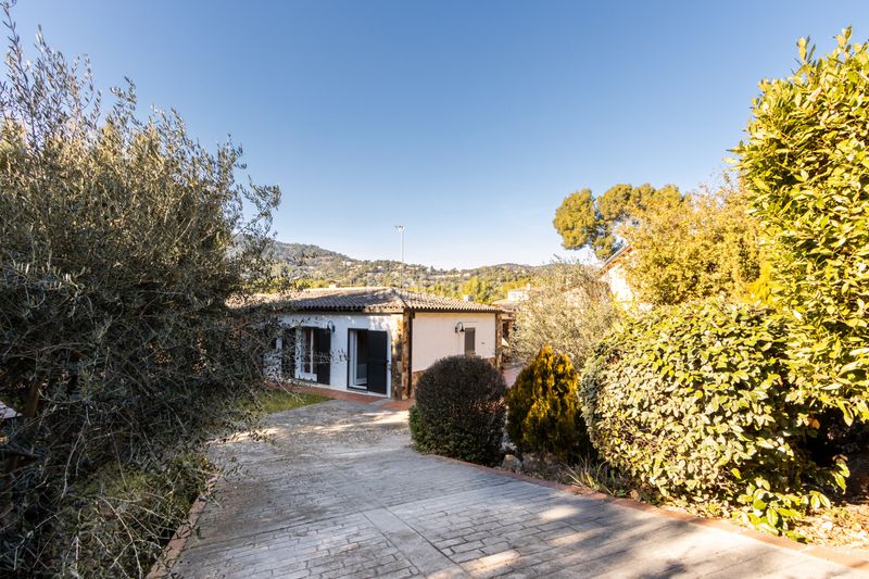 Foto b62bd465-aa24-4560-a01d-deecb616fa6b. Casa a Matadepera - cl fogaroses 81 a Matadepera