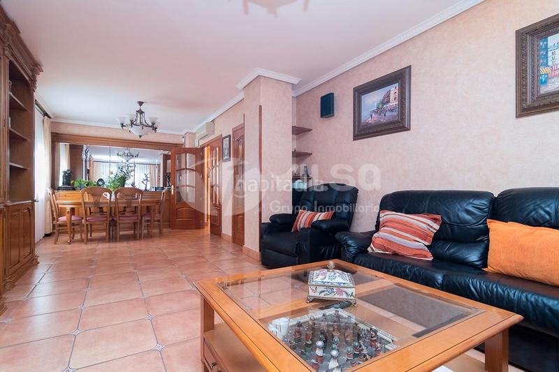 Foto 1861f56a-aca0-4b6a-846c-669ebf2a74b4. Chalet  independiente en venta en Los Villares Arganda del Rey