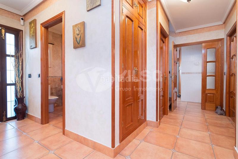 Foto 25a9e243-c4bf-4a7f-9a9e-e7e0024a0718. Chalet  independiente en venta en Los Villares Arganda del Rey