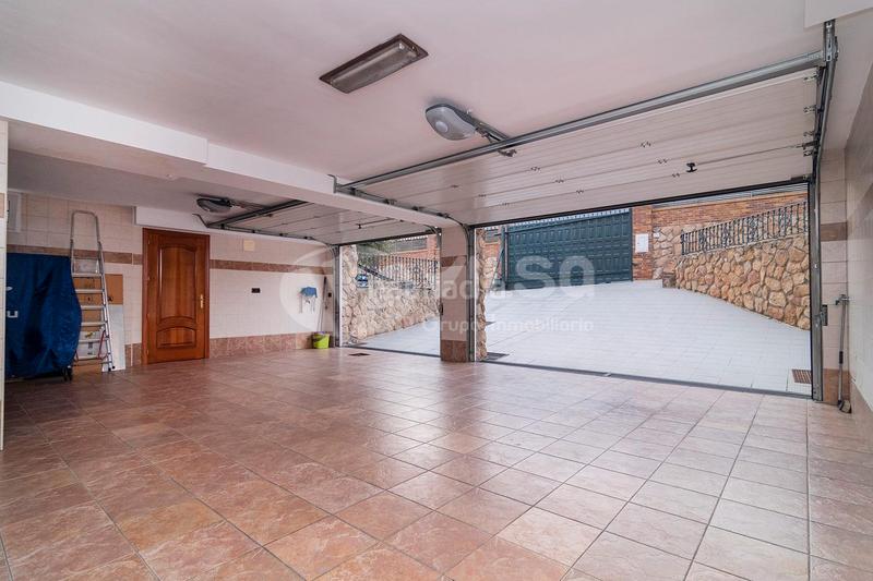 Foto 2c22837e-0a33-4f84-a8d9-bd72dccfe727. Chalet  independiente en venta en Los Villares Arganda del Rey