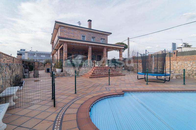 Foto 441a574b-6efe-4365-a2e8-89e69ce7a64a. Chalet  independiente en venta en Los Villares Arganda del Rey