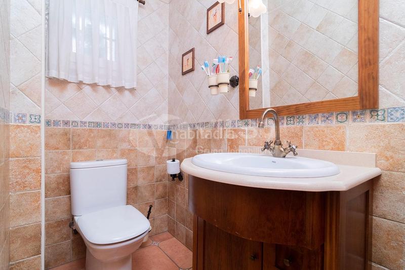 Foto 912da4bb-e70a-4f21-8a6a-90e7dcfe7741. Chalet  independiente en venta en Los Villares Arganda del Rey