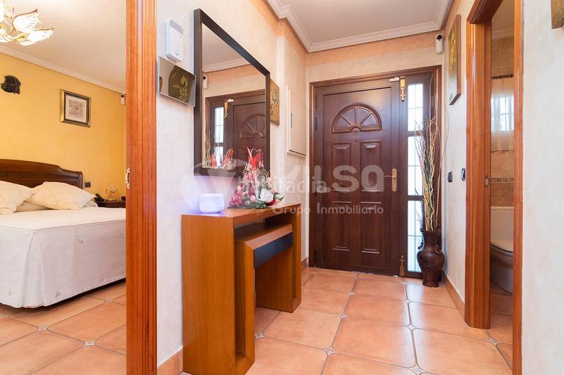 Foto d8d4fb3d-d029-4af7-9279-9cb3164eada8. Chalet  independiente en venta en Los Villares Arganda del Rey