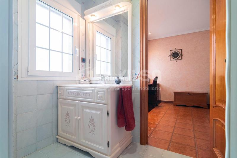 Foto e1731787-497e-4387-af15-0c8af52b29c3. Chalet  independiente en venta en Los Villares Arganda del Rey