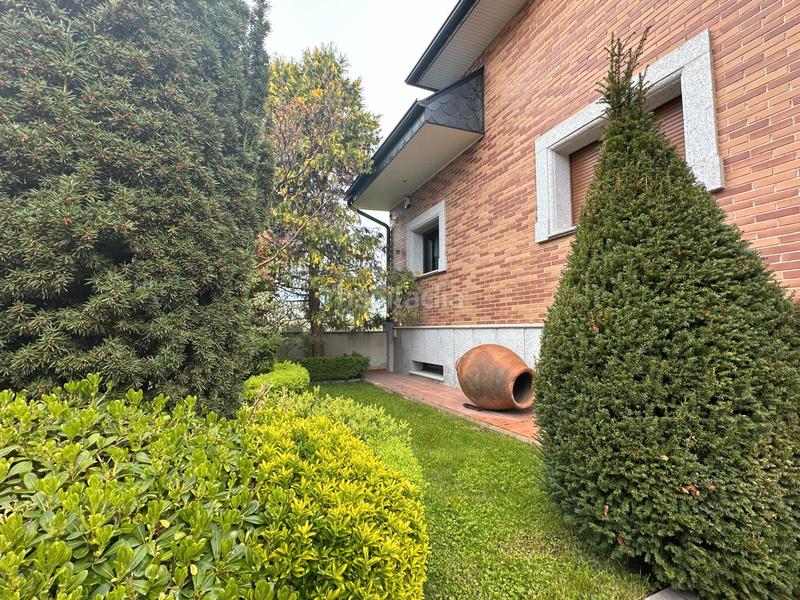 Foto 5c4fb4dc-c6b4-47e8-8a02-94fe8b9aa3aa. Casa amb calefacció aparcament piscina a Campo Real