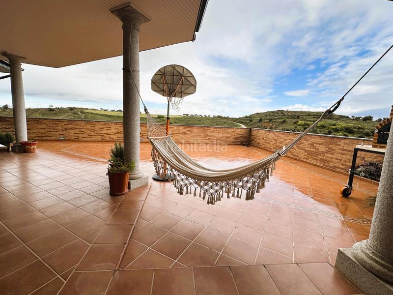 Foto cdaea42a-3ddd-486f-aadb-385ace40265c. Casa amb calefacció aparcament piscina a Campo Real