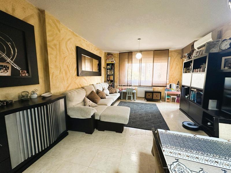 Foto fde50d50-2b35-431b-aa93-8b0b8c1413d3. Piso  en venta en Los Villares Arganda del Rey