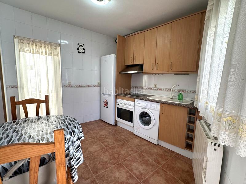 Foto 7d941a0d-76fb-42ff-906b-a8c6a05dd7d4. Casa adosada casa en venta en Centro Arganda del Rey