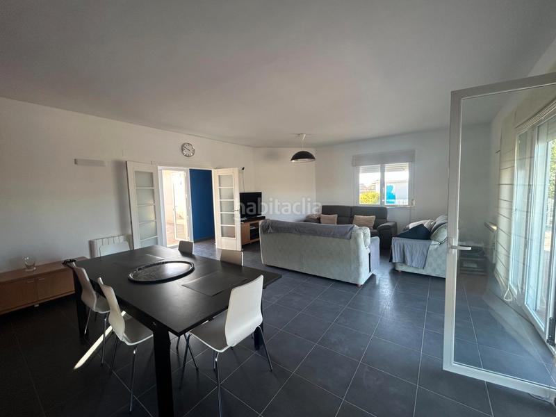 Foto 53bbad2f-0c05-4946-a272-6343b0edad6b. Chalet con riscaldamento parcheggio piscina in Villarejo de Salvanés