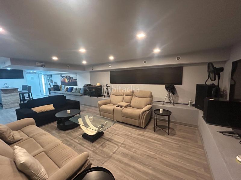 Foto 766fb6f6-48d9-425f-a010-22d3569a4218. Chalet con riscaldamento parcheggio piscina in Villarejo de Salvanés