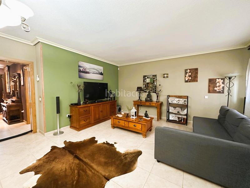 Foto 12eec8f9-3683-4c62-afcb-f92f0146ff8e. Casa adossada amb calefacció aparcament piscina a Arganda del Rey