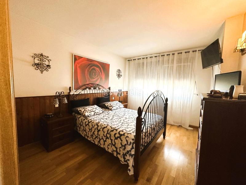 Foto 21a92b59-edf5-44fe-a6e0-c639588106b7. Casa adossada amb calefacció aparcament piscina a Arganda del Rey