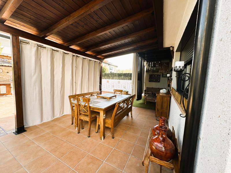 Foto 722b2c0b-413f-4058-8b04-4c063907d1f0. Casa adossada amb calefacció aparcament piscina a Arganda del Rey