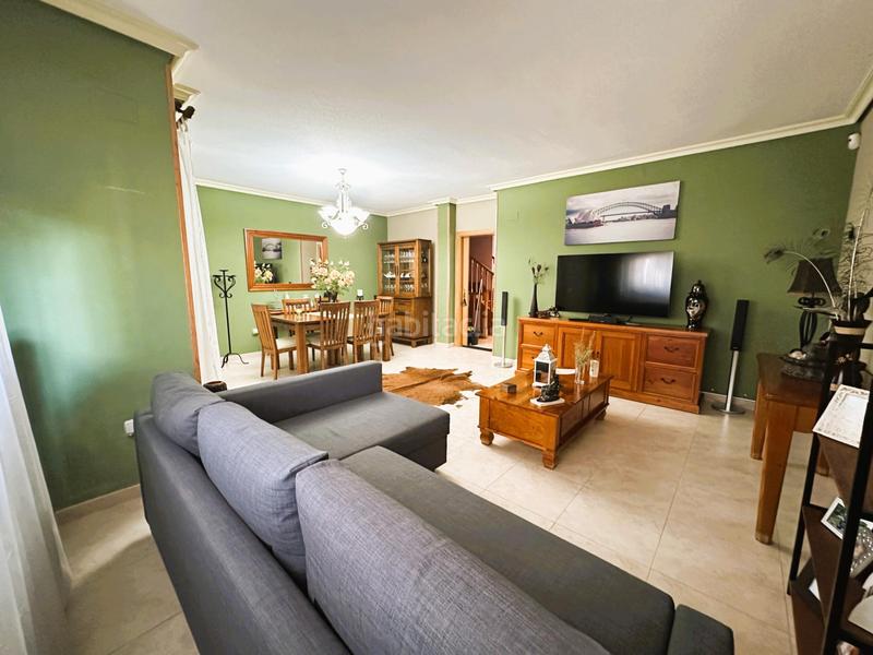 Foto f00ea367-f016-4197-9359-e4e664725d1e. Casa adossada amb calefacció aparcament piscina a Arganda del Rey