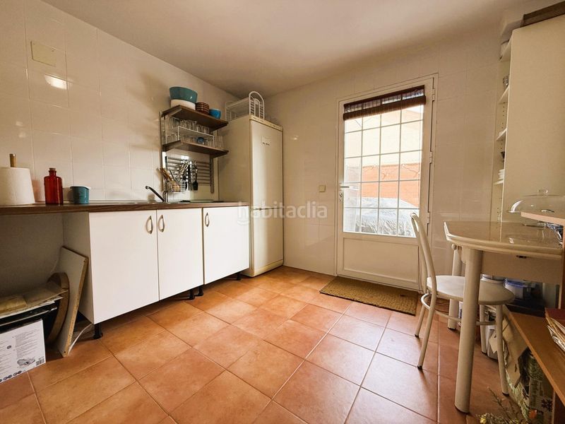 Foto 5ece1cad-0811-4683-966e-1f2efdeb5312. Casa aparellada amb calefacció a Loeches