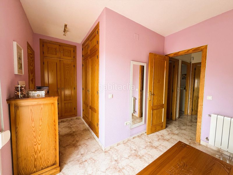 Foto c27be018-ae0f-4ce0-9c0e-fbef0e8bb020. Casa aparellada amb calefacció a Loeches