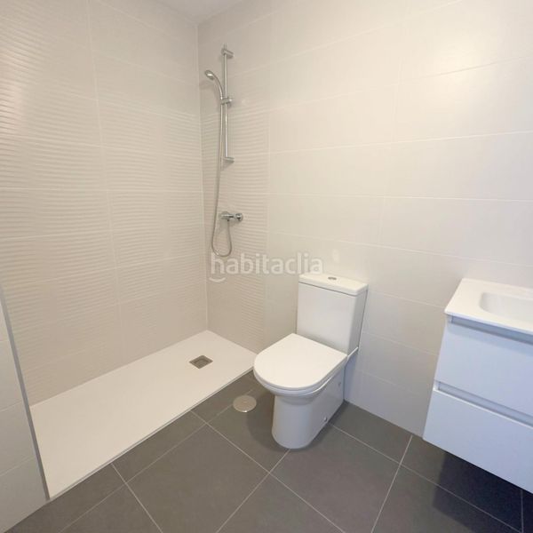 Foto a99de831-0ae9-48fe-b5d7-2a4d380ce103. Pis amb calefacció aparcament piscina a Centro Arganda del Rey