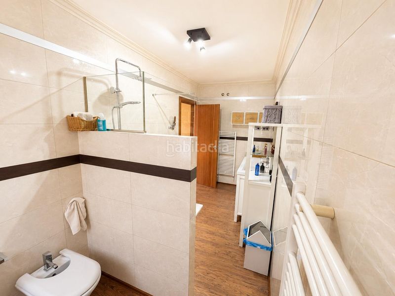 Foto 187fe4ce-a084-43bd-9098-f99e7266e549. Xalet amb calefacció aparcament piscina a Los Villares Arganda del Rey