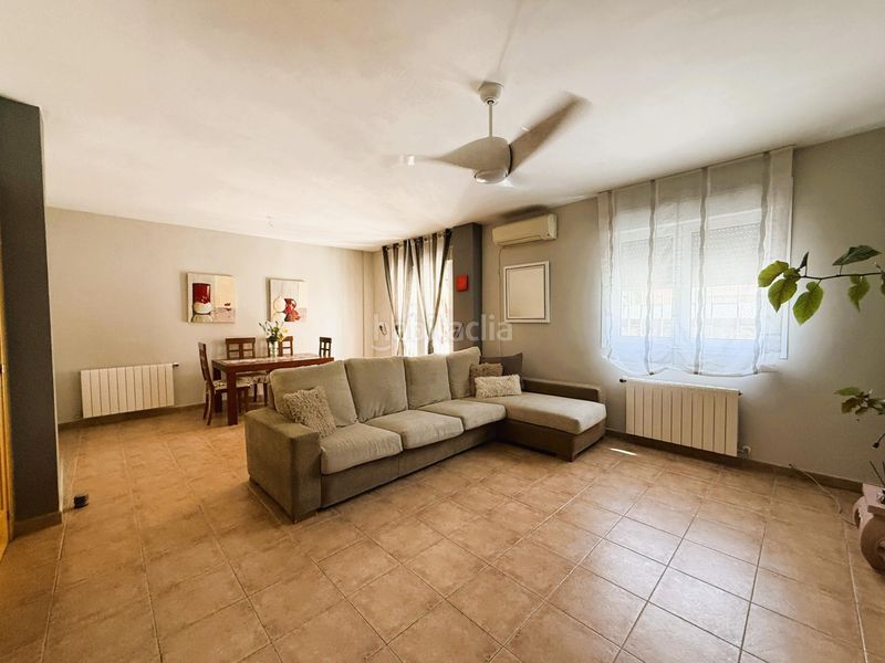 Foto f7d1756b-0104-46ef-b513-5d89c461be8d. Casa aparellada amb calefacció aparcament piscina a Arganda del Rey