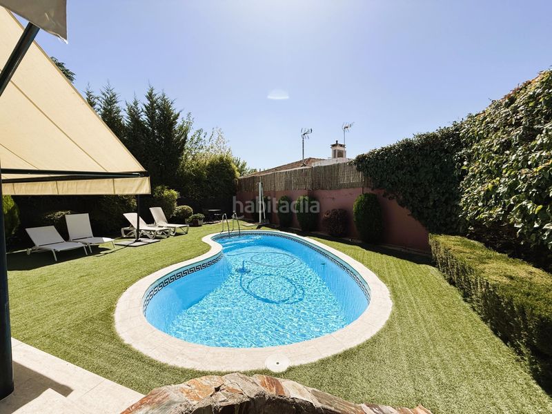 Foto 404daf23-2450-4329-b03f-381bf63f8b9d. Xalet amb calefacció aparcament piscina a Los Villares Arganda del Rey