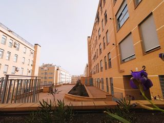 Flat in Centro. Piso en venta en arganda con garaje y trastero