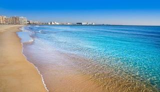 Semi detached house in Gran Playa. Estupendo bungalow adosado en gran playa  santa pola