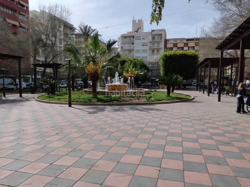 Foto 3487a9d3-878d-4d85-a401-4d07a613fedc. Local comercial  en benalua junto plaza rodrigo navarro en Alicante
