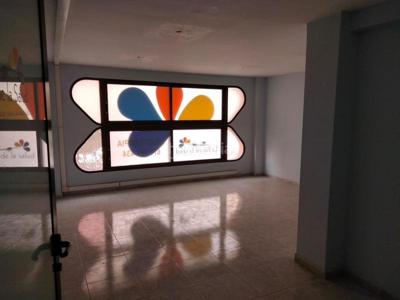 Foto 3f4efb15-004f-4236-8a5a-814bc94a1b5c. Local comercial  en benalua junto plaza rodrigo navarro en Alicante